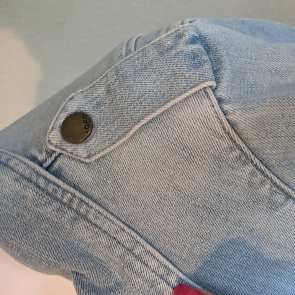 Y2K Gap Jean Jacket Sz Sm - Picture 6 of 10